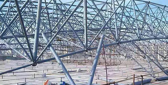 海伦盘点螺栓球网架对于选材方面的4个基本恳求