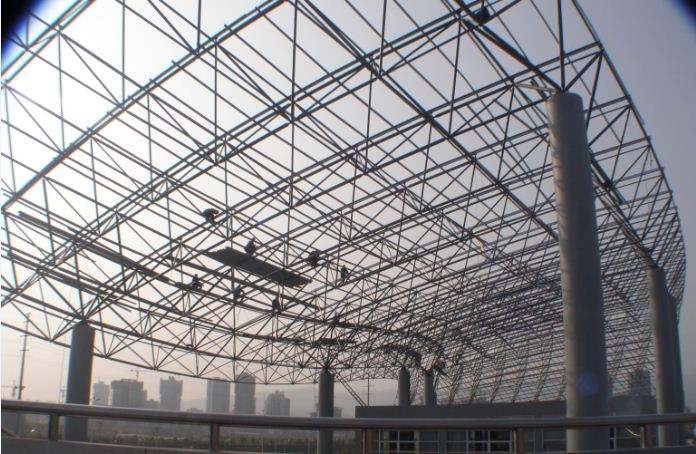 海伦厂房网架结构可用在哪些地方，厂房网架结构具有哪些优势